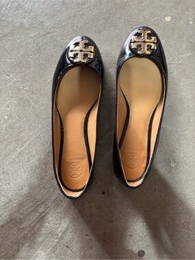 Tory Burch Black Patent Leather Logo Ballet Flats with Gold Emblem
